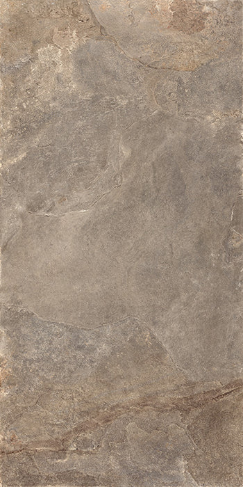 Dettaglio piastrella per pavimento e rivestimento in gres porcellanato effetto pietra ardesia. Collezione Ardesie di Ceramica Rondine, formato 60x120, Taupe