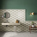 Bagno Moderno con rivestimento in gres porcellanato serie Terra.Art di Marca Corona, effetto cementine, formato esagonale 25x21 cm, Colore Stella S/M Esagona