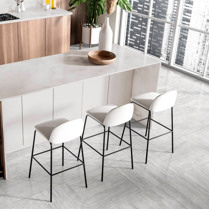 ambientazione di travertine silver 60x60 rettificato di savoia Italia