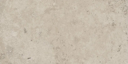 Piastrella per esterni in gres porcellanato effetto pietra Sabbia della collezione Trani di Herberia Ceramiche in formato 30x60 grip r11