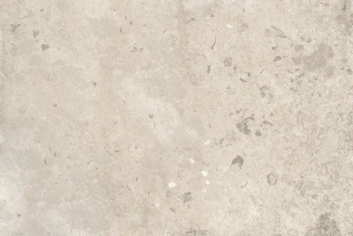 Piastrella per esterni in gres porcellanato effetto pietra Sabbia della collezione Trani di Herberia Ceramiche in formato 40x60 grip r11