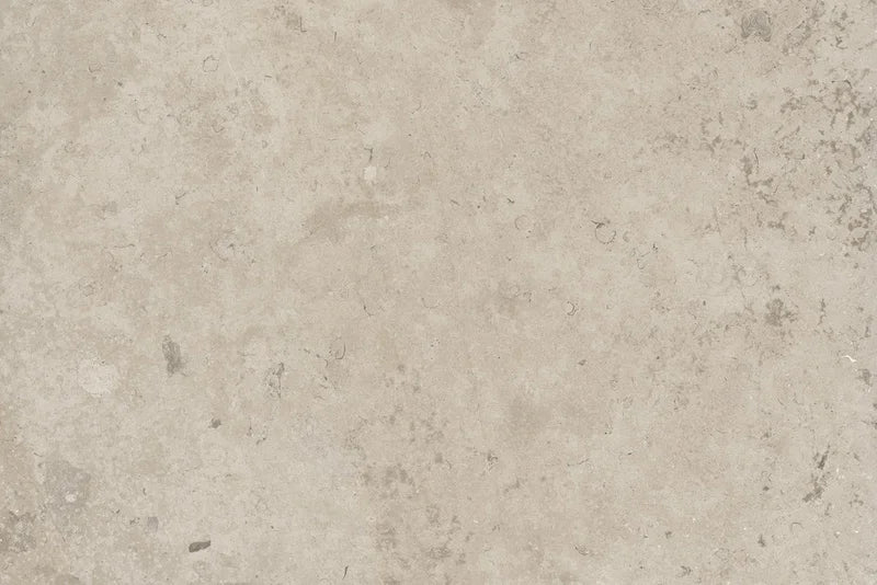 Piastrella per esterni in gres porcellanato effetto pietra Sabbia della collezione Trani di Herberia Ceramiche in formato 40x60 grip r11