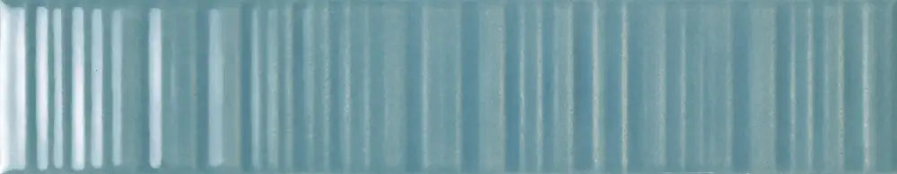 Dettaglio piastrella per rivestimento in gres porcellanato effetto mattoncino Lucido 4,5x23 cm della collezione Vibrant, colore Aqua di Ceramica Settecento