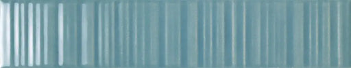 Dettaglio piastrella per rivestimento in gres porcellanato effetto mattoncino Lucido 4,5x23 cm della collezione Vibrant, colore Aqua di Ceramica Settecento