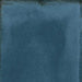 Dettaglio piastrella per rivestimento in gres porcellanato lucido della collezione Uptown di Ceramica Valsecchia, formato 15x15, colore Blue