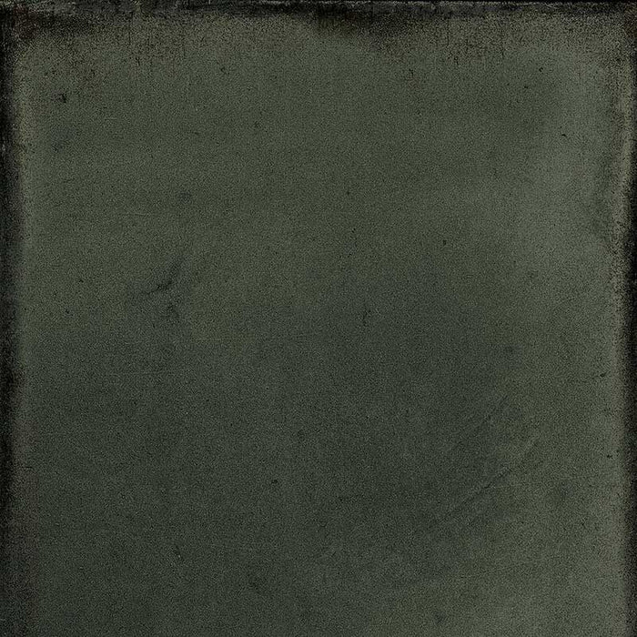 Dettaglio piastrella per rivestimento in gres porcellanato lucido della collezione Uptown di Ceramica Valsecchia, formato 15x15, colore Bottle