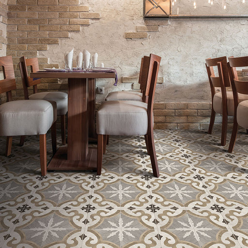 Ristorante con pavimento gres porcellanato effetto cementina decorata geometrica. Collezione Cementine Home di Ceramica Valsecchia, formato 20x20, A6