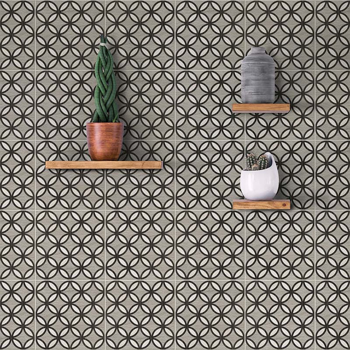 Dettaglio rivestimento in gres porcellanato effetto cementina decorata geometrica. Collezione Cementine Home di Ceramica Valsecchia, formato 20x20, C4