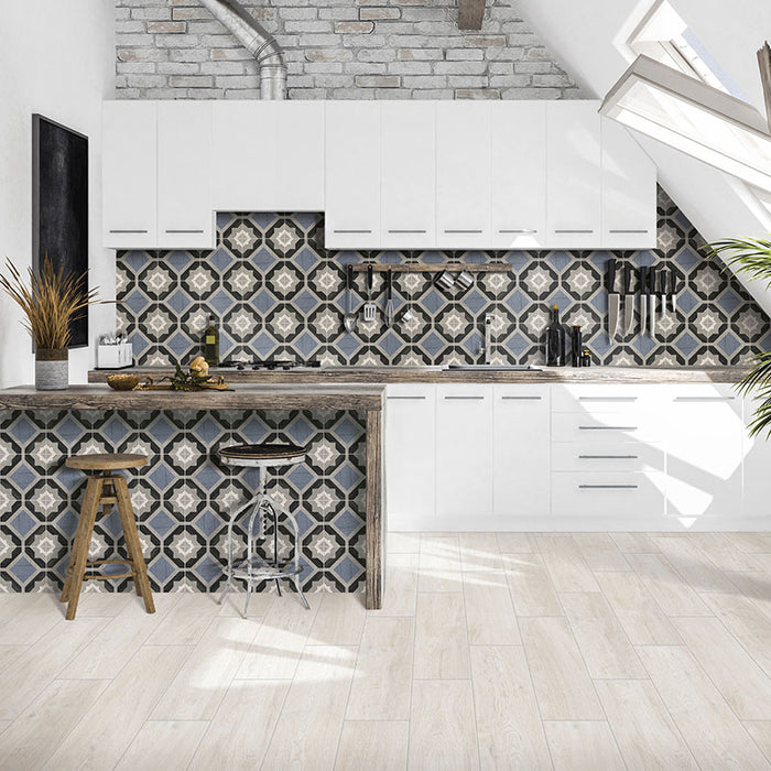 Cucina con rivestimento in gres porcellanato effetto cementina decorata geometrica. Collezione Cementine Home di Ceramica Valsecchia, formato 20x20, C5