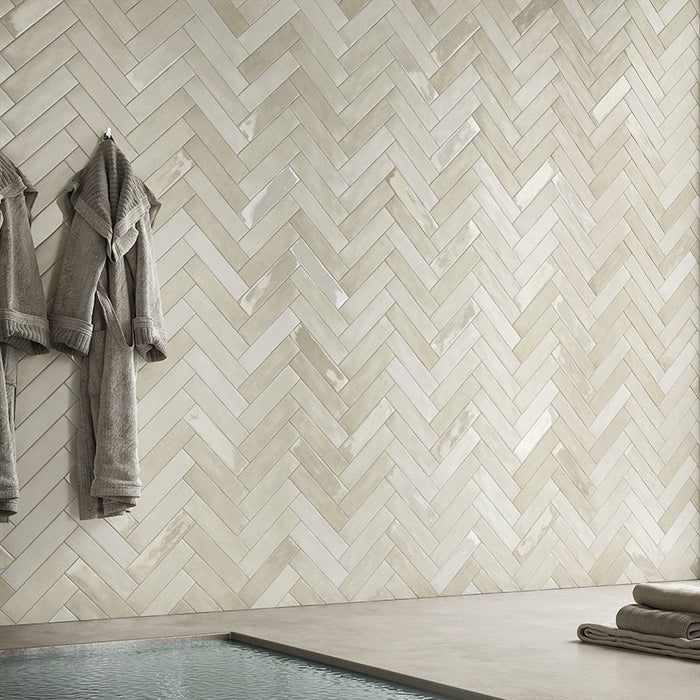 spa con rivestimento in gres porcellanato effetto mattoncino della collezione Soft di Ceramica Valsecchia, formato 7.5x30, colore Ivory Matt