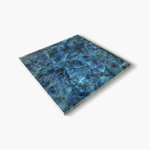 Foto piastrella per pavimento e rivestimento in gres porcellanato effetto pietra spaziale. Collezione Swimming Planet di Ceramica Valsecchia, formato 15x15, Venus blue
