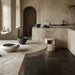 Cucina rustica moderna con pavimento Vulcania di Savoia Italia in gres porcellanato effetto pietra 30x60 cm con bordo irregolare anticato per pavimenti rustici