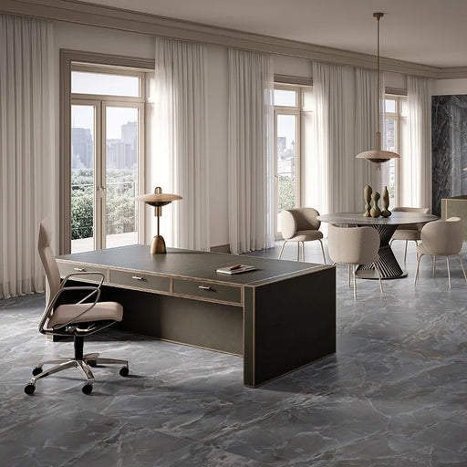 Ufficio con pavimento in gres porcellanato effetto marmo opaco della collezione Alabastri di Casalgrande, formato 60x120 cm, colore Black