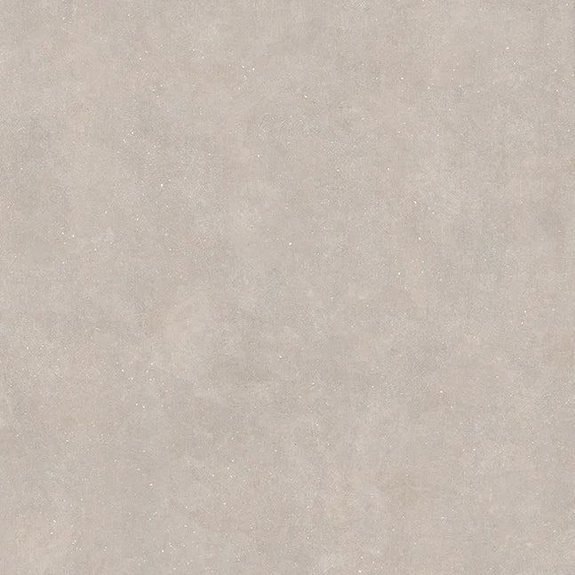 Dettaglio piastrella in gres porcellanato effetto cemento nuvolato per esterni con bordo bocciardato della collezione Concept di Casalgrande, formato 60x60 cm, colore Greige