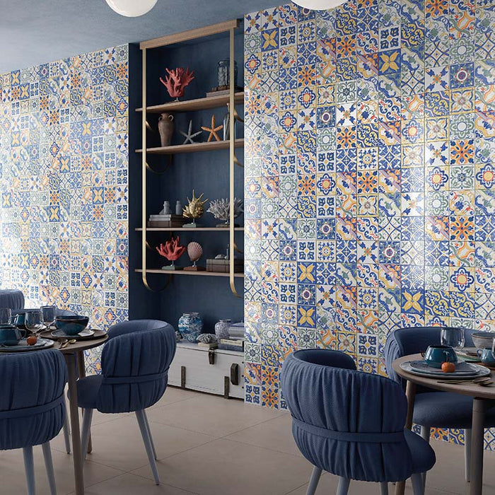 Ristorante con rivestimento in gres porcellanato effetto cementina vietrese. Collezione Amalfi di Ceramica Valsecchia, formato 15x15, Mix Mare