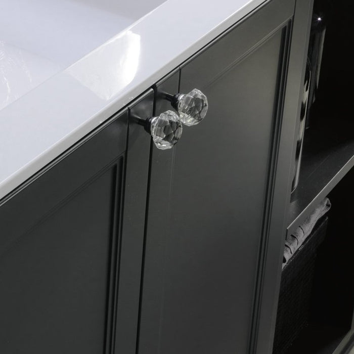 dettaglio dei pomoli in finitura Swarovski del mobile bagno classico della serie Ricordi laccato grigio opaco