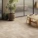 Pavimento esterno in gres porcellanato effetto cemento. Street di ceramiche keope 22x45 colore Londra Beige