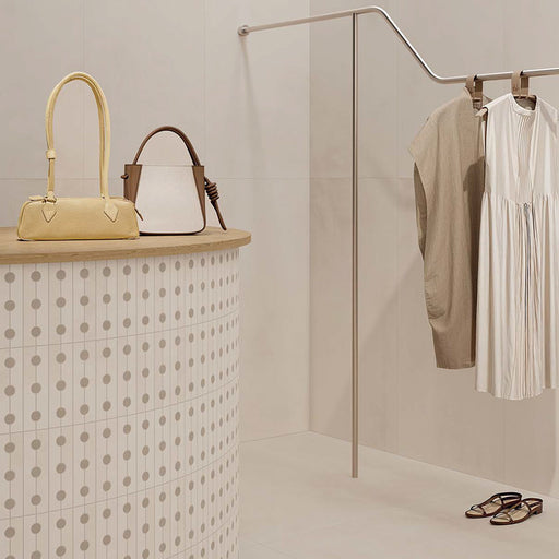 Piastrella per pavimenti e rivestimenti in gres effetto cotto della collezione CottoMilano di ceramiche Keope, formato 60x120 cm, colore Talco