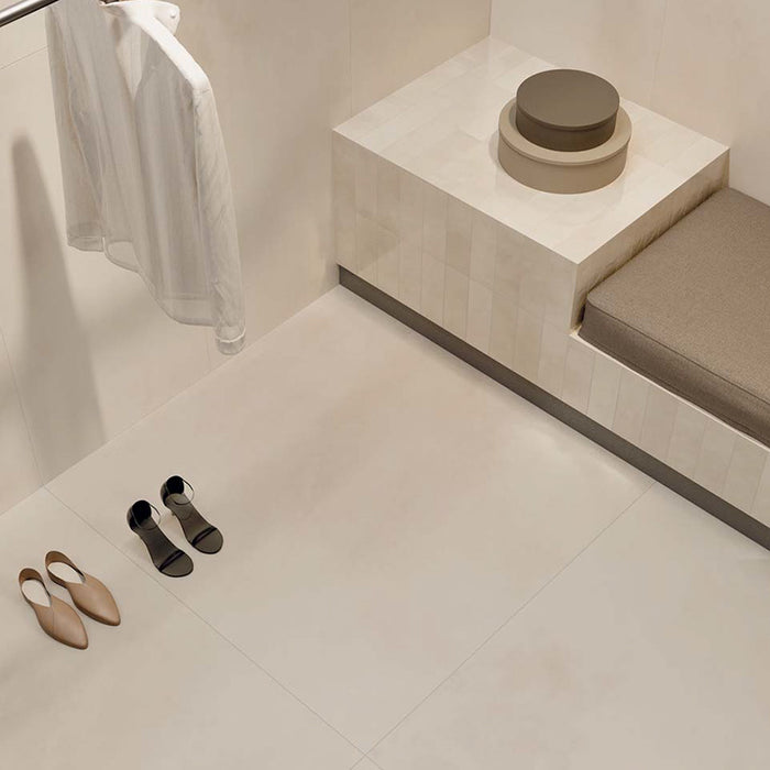 Piastrella per pavimenti e rivestimenti in gres effetto mattoncino cotto della collezione CottoMilano di ceramiche Keope, formato 6x24 cm, colore Talco