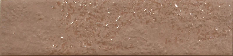 Dettaglio piastrella con colori pastello, collezione Coccio di Keradom formato Brick colore Terra 6x25