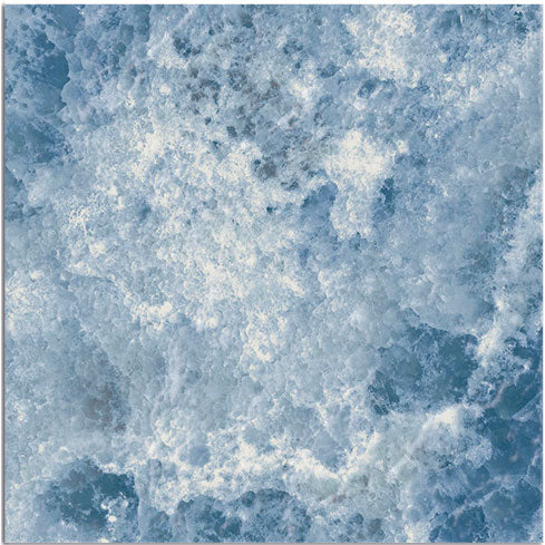 Dettaglio piastrella per pavimento e rivestimento in gres porcellanato effetto pietra spaziale. Collezione Swimming Planet di Ceramica Valsecchia, formato 15x15, Moon Sky