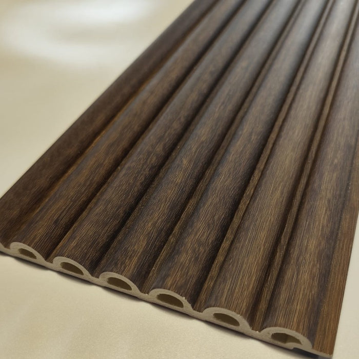 Moove Urban Classic di Deco - Kintai Walnut - Rivestimenti e Boiserie in legno e tecnopolimeri