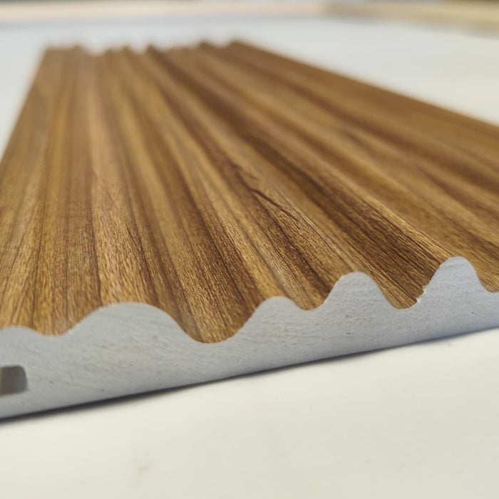 Moove Urban Classic di Deco - Ruyi Teak - Rivestimenti e Boiserie in legno e tecnopolimeri