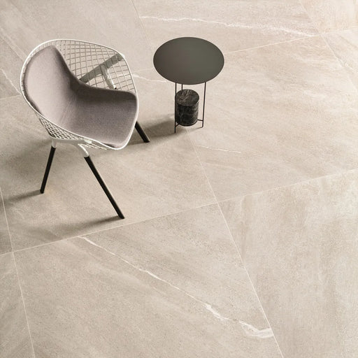 Pavimento in gres porcellanato effetto pietra, collezione chorus colore white, formato 60x60.