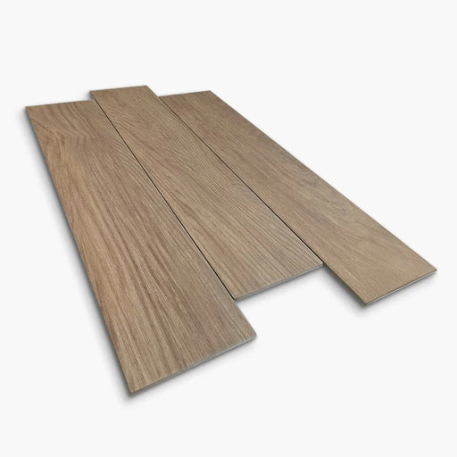 Pavimento effetto legno con piastrelle in gres porcellanato noce, fine serie stock