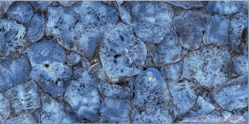 Dettaglio piastrella per pavimento e rivestimento in gres porcellanato effetto fondale marino. Collezione Swimming Sea di Ceramica Valsecchia, formato 15x30, Reef Ocean