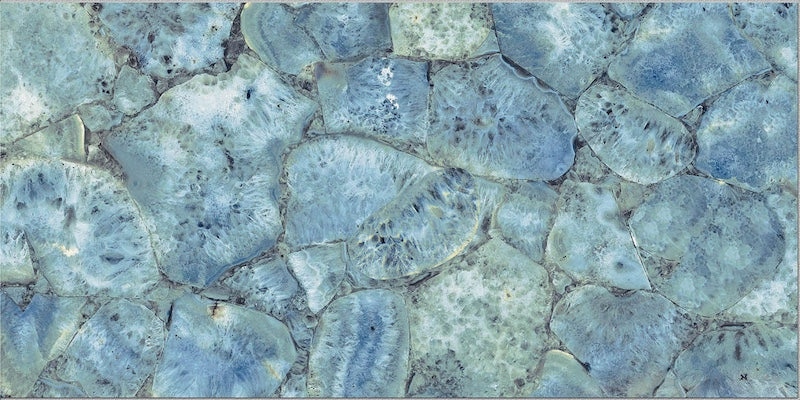 Dettaglio piastrella per pavimento e rivestimento in gres porcellanato effetto fondale marino. Collezione Swimming Sea di Ceramica Valsecchia, formato 15x30, Reef Water