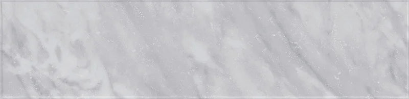 Dettaglio piastrella in gres porcellanato effetto marmo della collezione Dama di Self Style by keradom, formato 6x25, colore Grigio Bardiglio