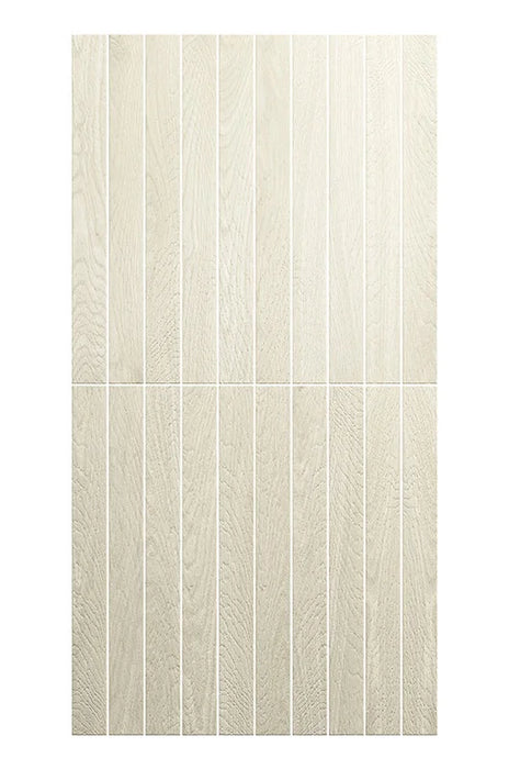 Dettaglio piastrella in gres porcellanato effetto legno della collezione Legnetto38 di Self Style by keradom, formato 3.8x38, colore Biancospino