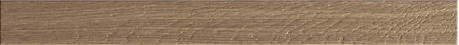 Dettaglio piastrella in gres porcellanato effetto legno della collezione Legnetto38 di Self Style by keradom, formato 3.8x38, colore Cannella