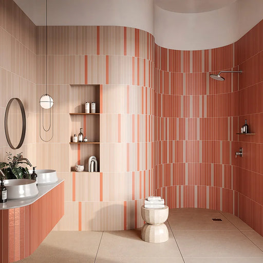 Dettaglio piastrella in gres porcellanato effetto mattoncino della collezione Twiggy di Self Style by keradom, formato 3.8x38, colore Nudo