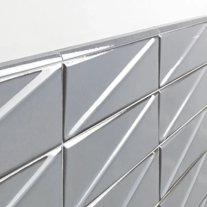 Dettaglio piastrella per rivestimento in ceramica effetto mattoncino Lucido 7,6x30,5 cm della collezione Pulse, colore Misty di Ceramica Settecento