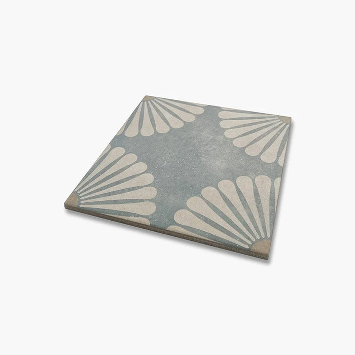 Dettaglio Piastrella da pavimento e rivestimento in gres porcellanato serie Talé di Savoia Italia, Decoro effetto cementina Misilmeri formato 21x21 Colore Blu