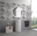 Ambientazione bagno con composizione a parete. Serie Essenziale di ida ceramica composizione imperial toni di grigio