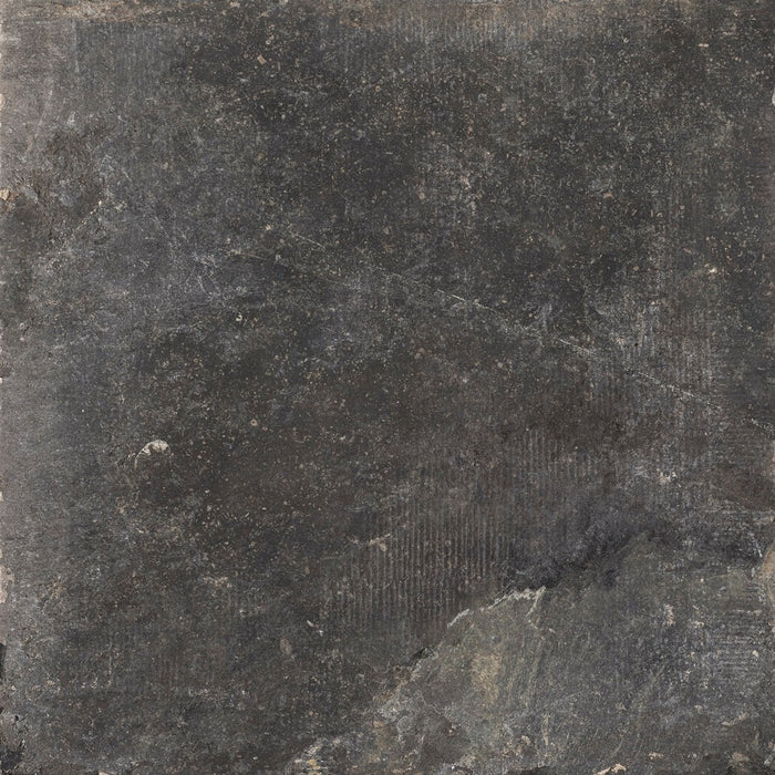 Dettaglio piastrella in gres porcellanato effetto pietra. Collezione La Blue di Savoia Ceramica, Colore Nero Formato 60x60