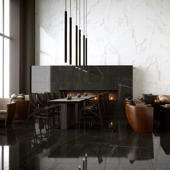 Ristorante moderno con pavimento e rivestimento in gres porcellanato effetto marmo lucido levigato. Collezione Marmi Pregiati di Herberia Ceramica colore sahara Noir