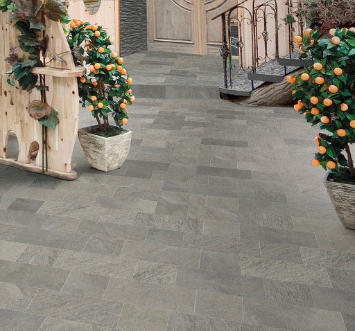 Piastrelle effetto pietra per pavimenti esterni Adige