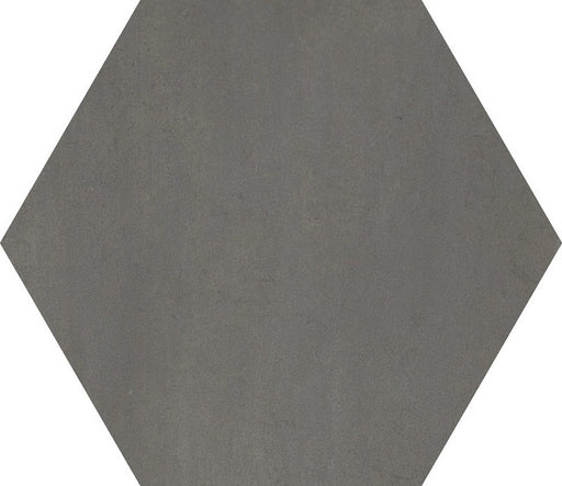 Dettaglio piastrella in gres porcellanato effetto cemento esagonale. Collezione Domus di Savoia Ceramiche, Colore Nero formato 40x35